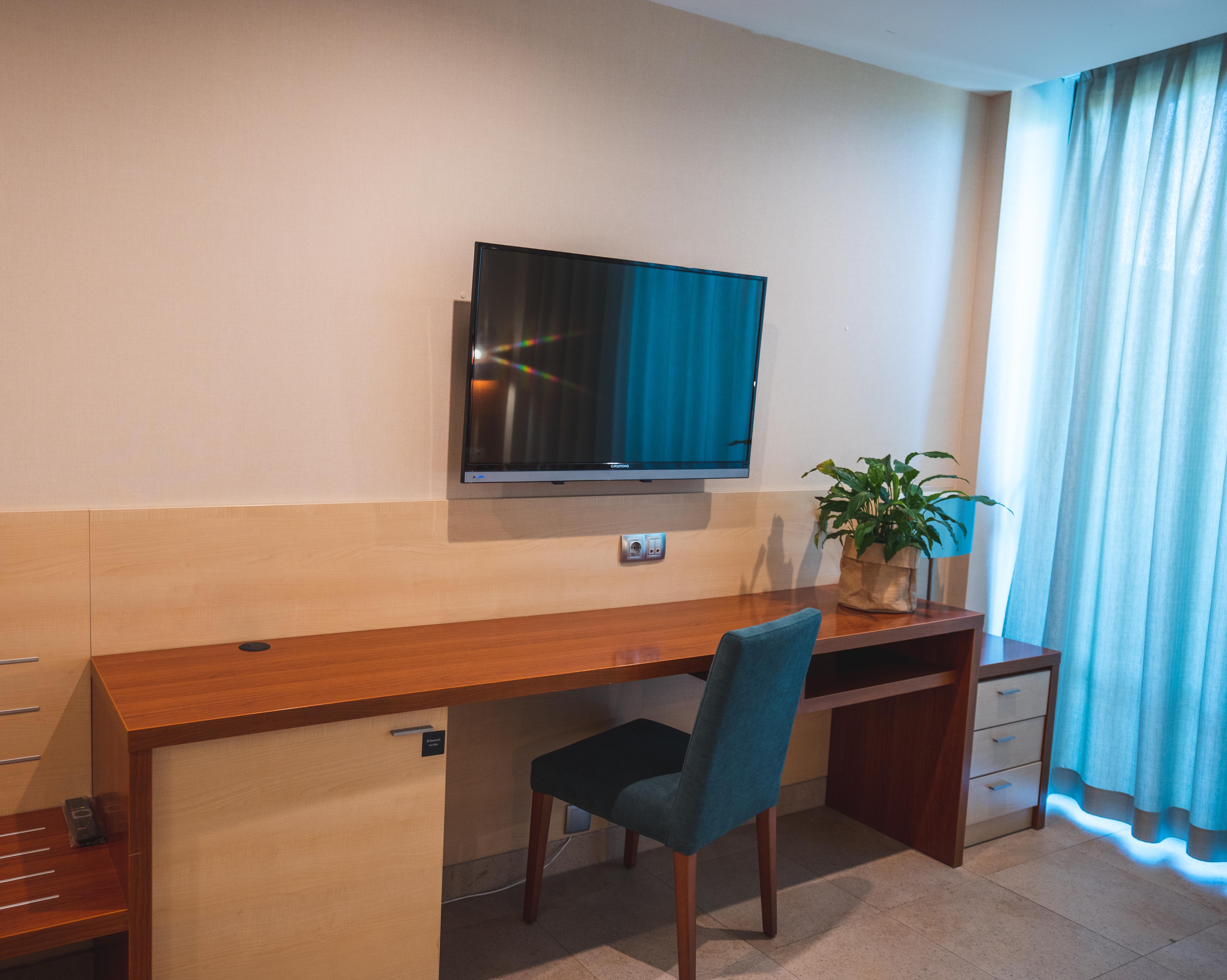 Hotel Deloix 4* Sup Benidorm Bagian luar foto