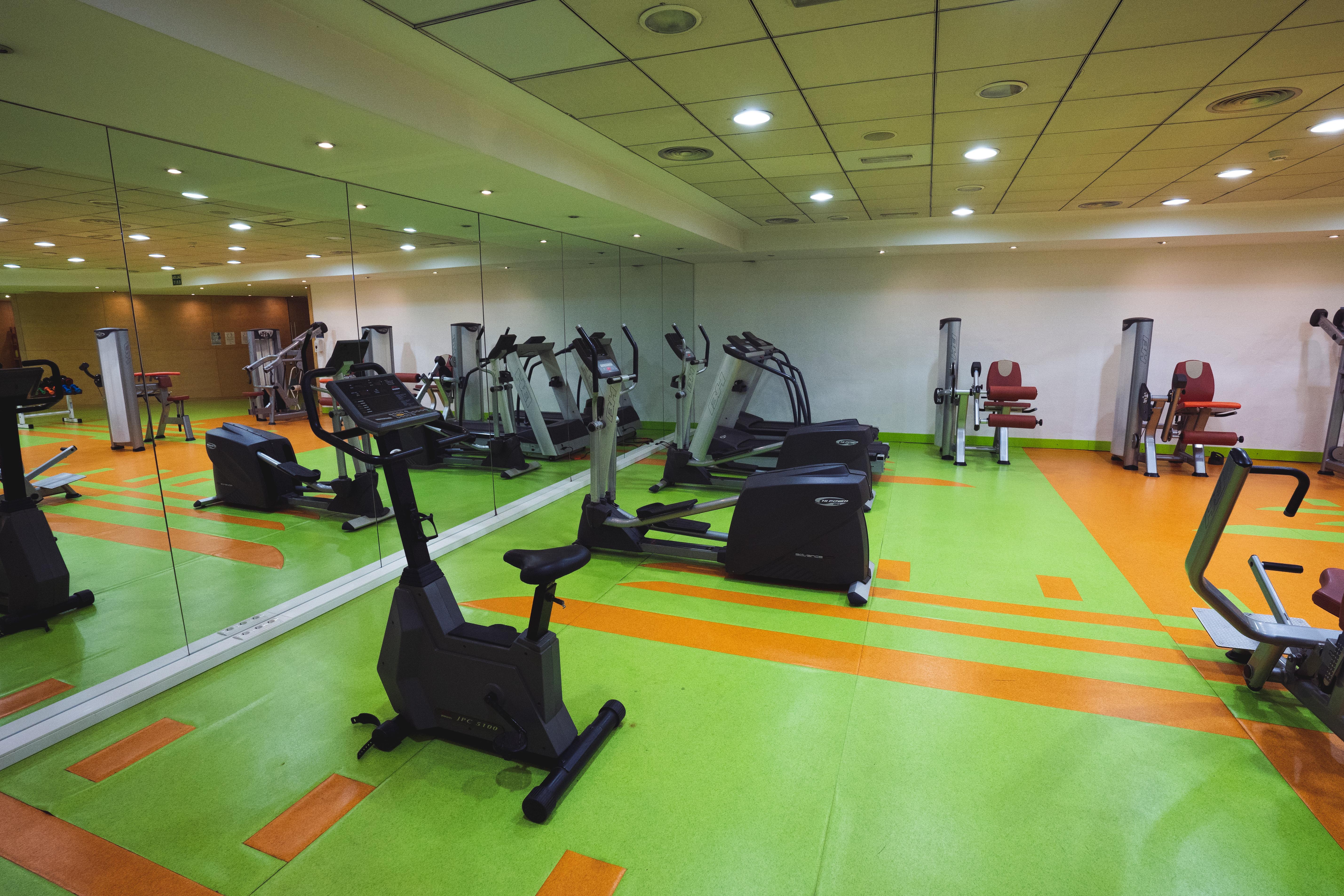 Hotel Deloix 4* Sup Benidorm Bagian luar foto