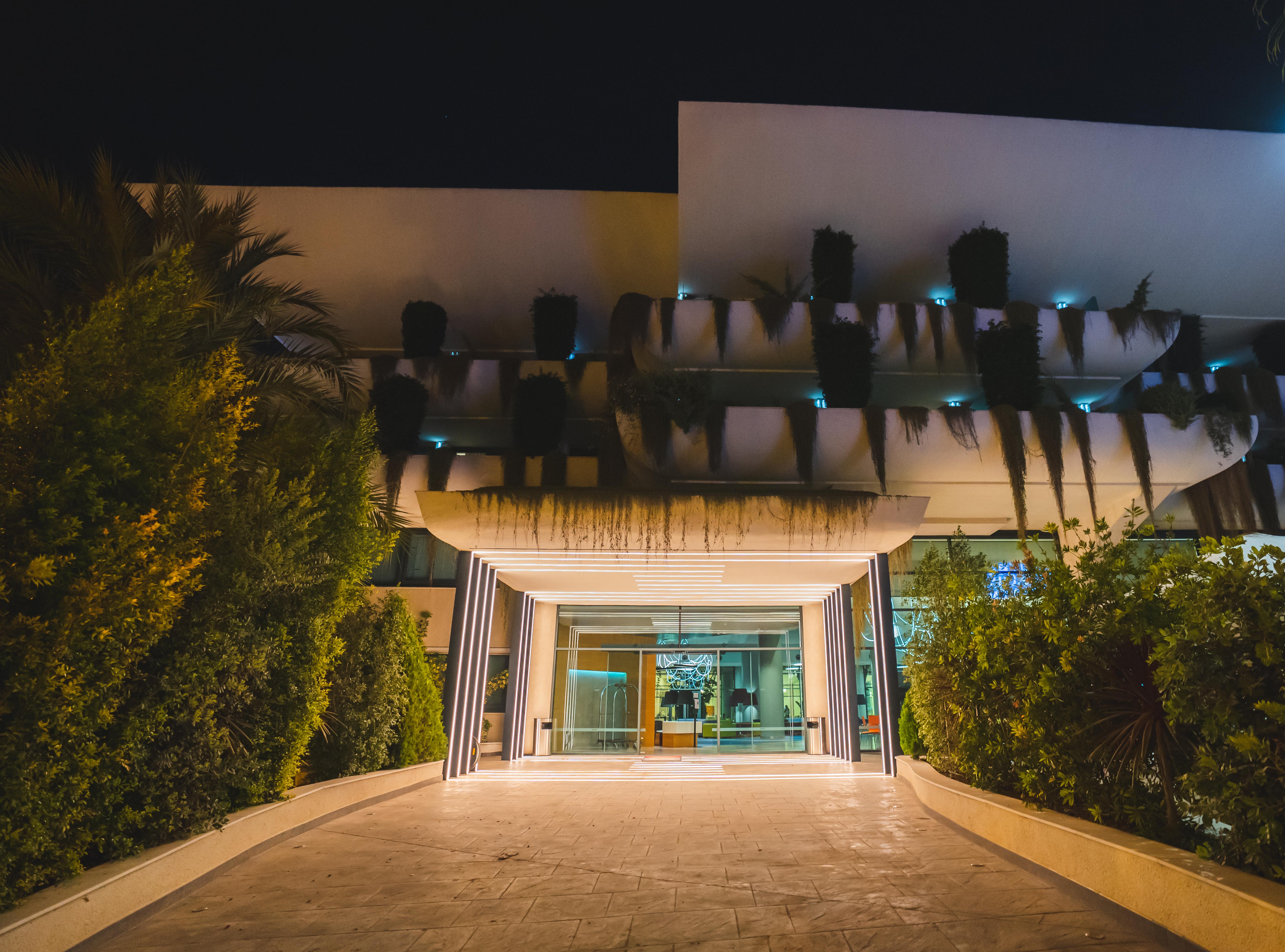Hotel Deloix 4* Sup Benidorm Bagian luar foto