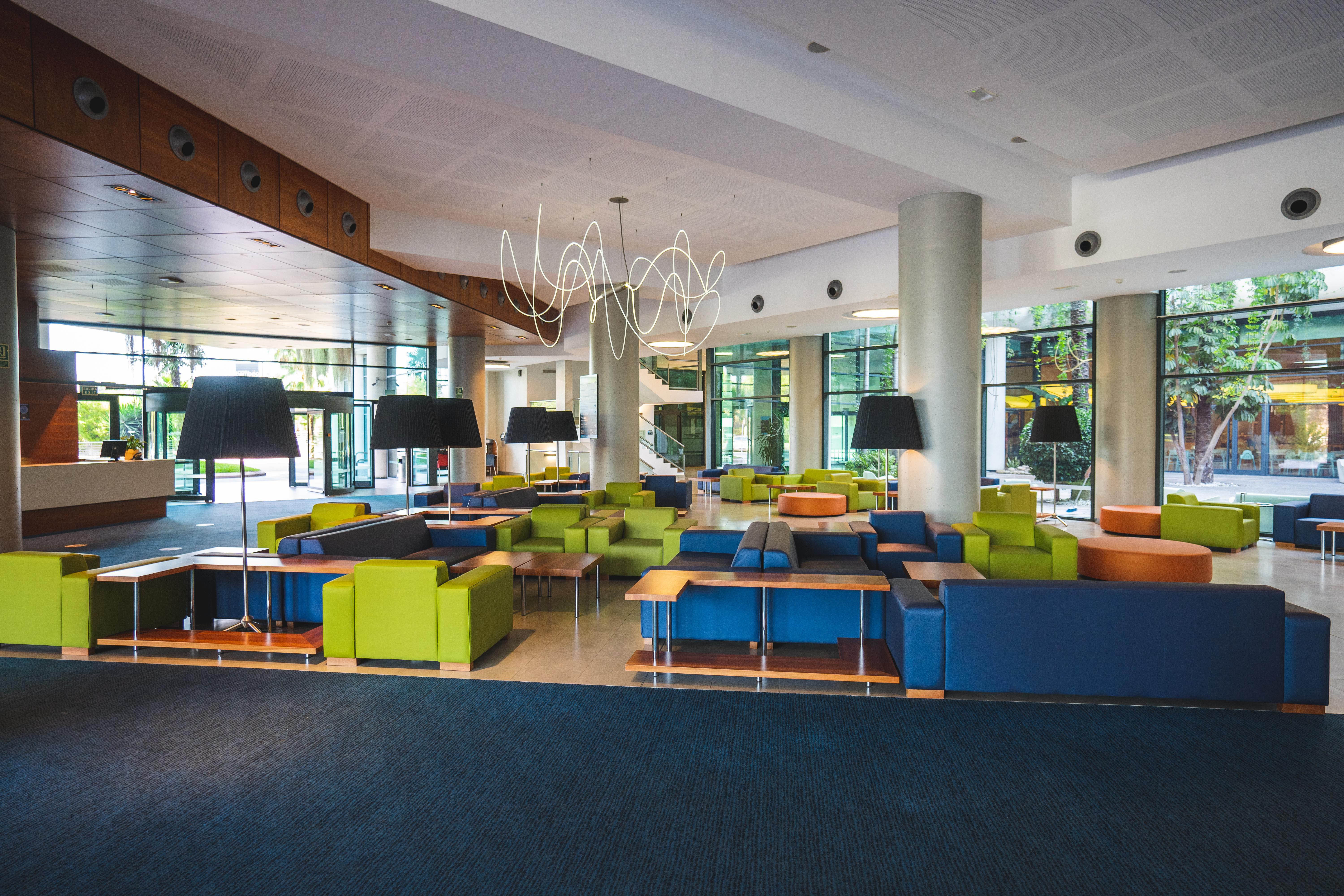Hotel Deloix 4* Sup Benidorm Bagian luar foto