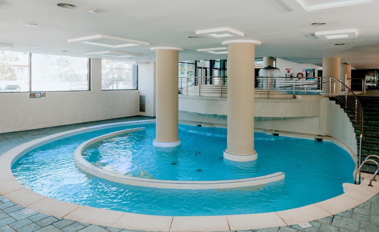 Hotel Deloix 4* Sup Benidorm Bagian luar foto
