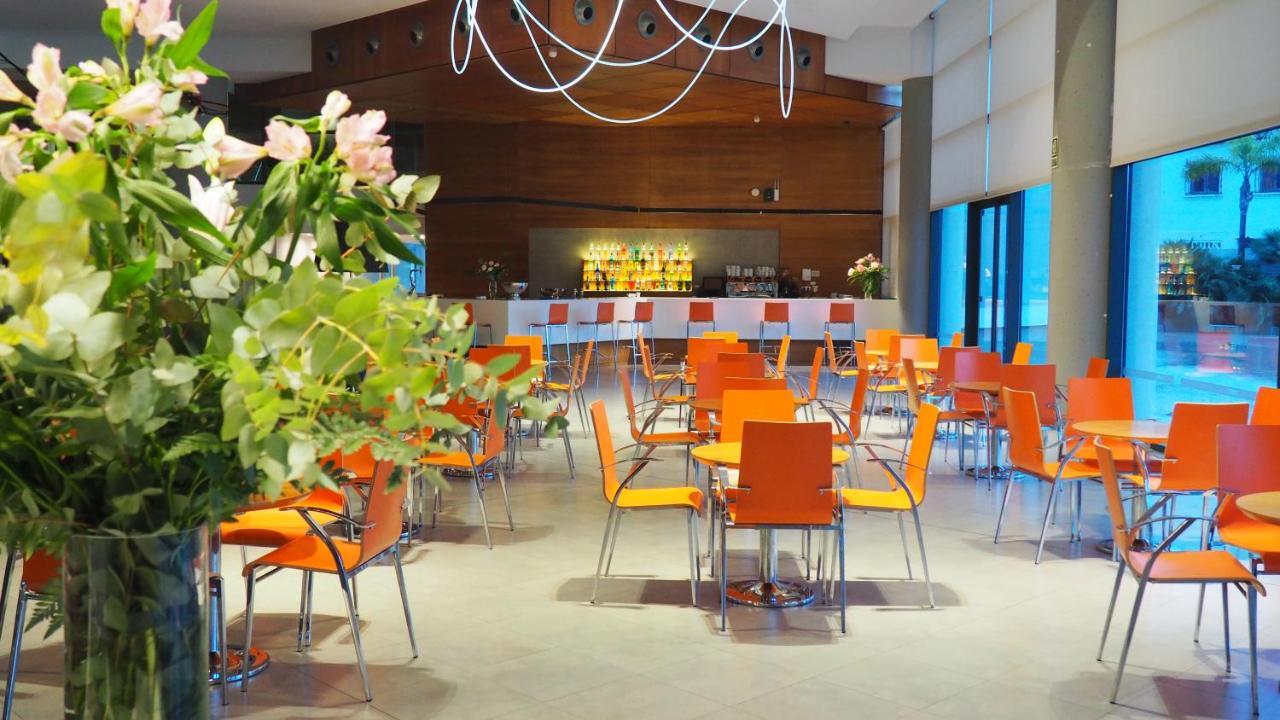 Hotel Deloix 4* Sup Benidorm Bagian luar foto
